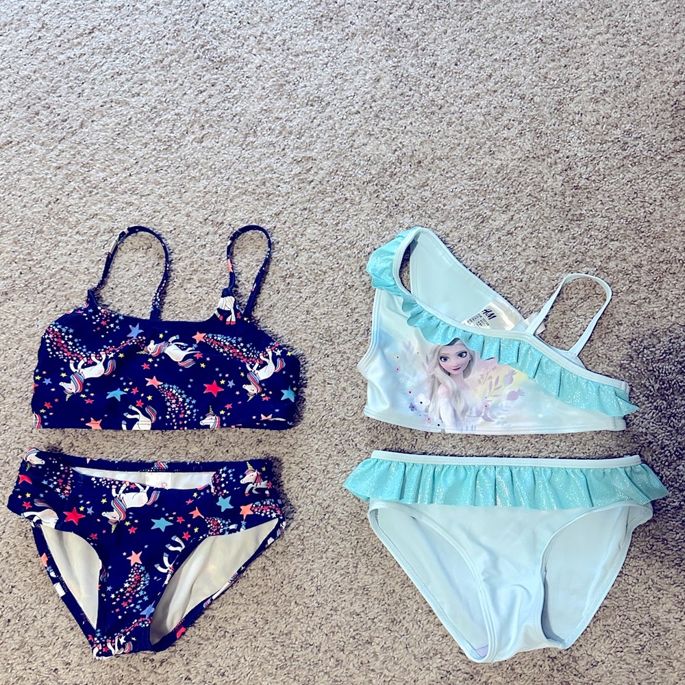 2 girls swim suits